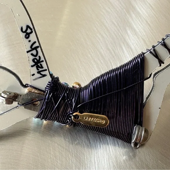 Liztech The Leaper Ballerina Dancer Brooch Pin - Picture 3 of 3